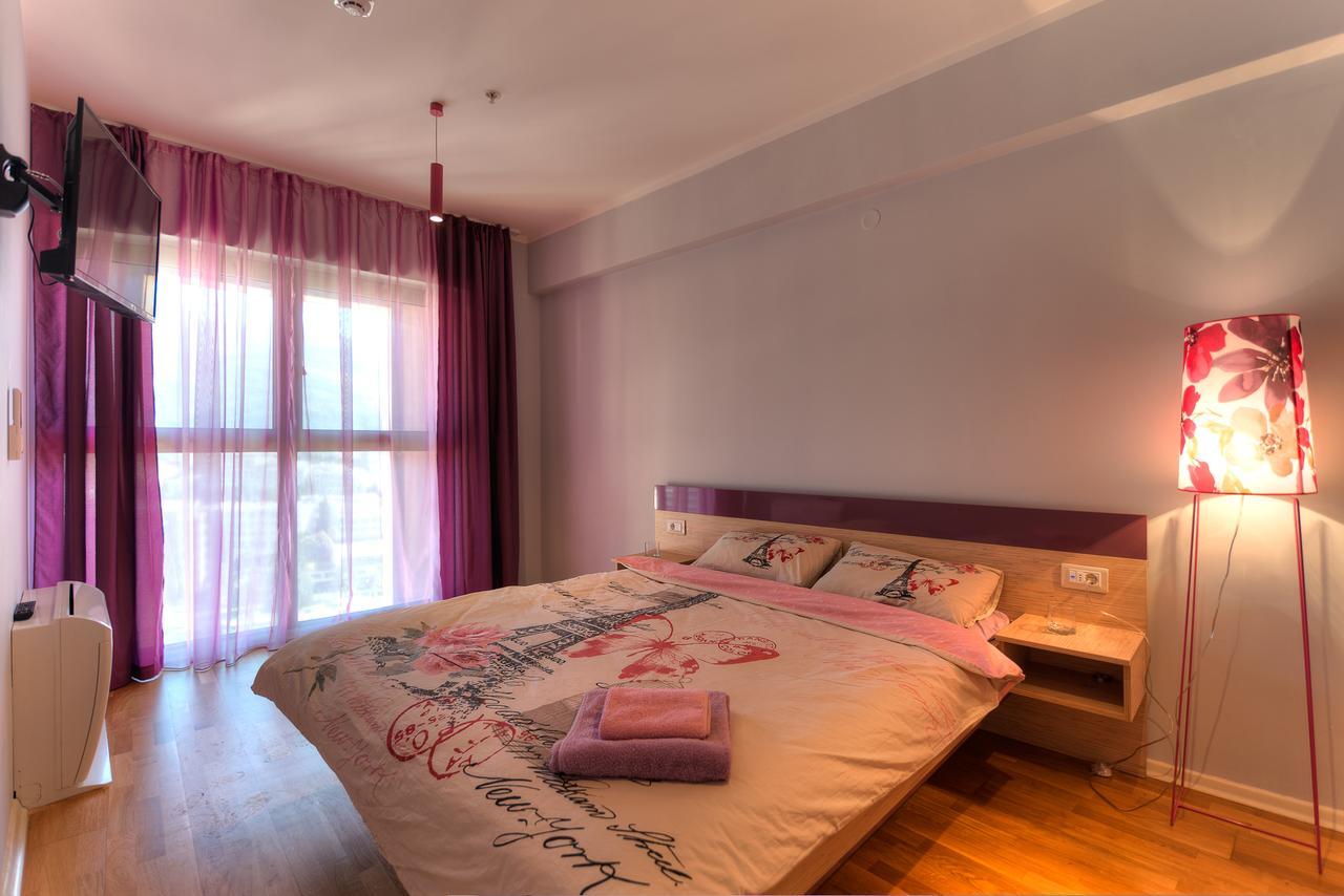 Harmonia Colours Daire
