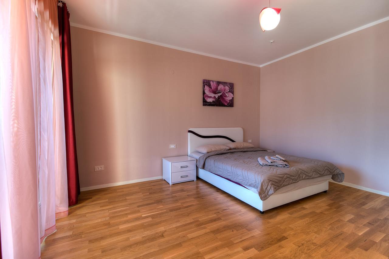 Harmonia Colours Daire *