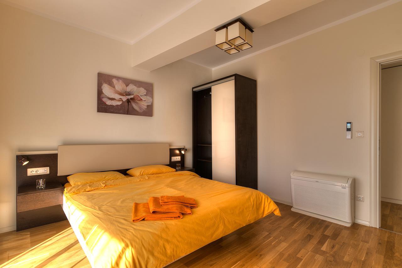 Harmonia Colours Daire Budva