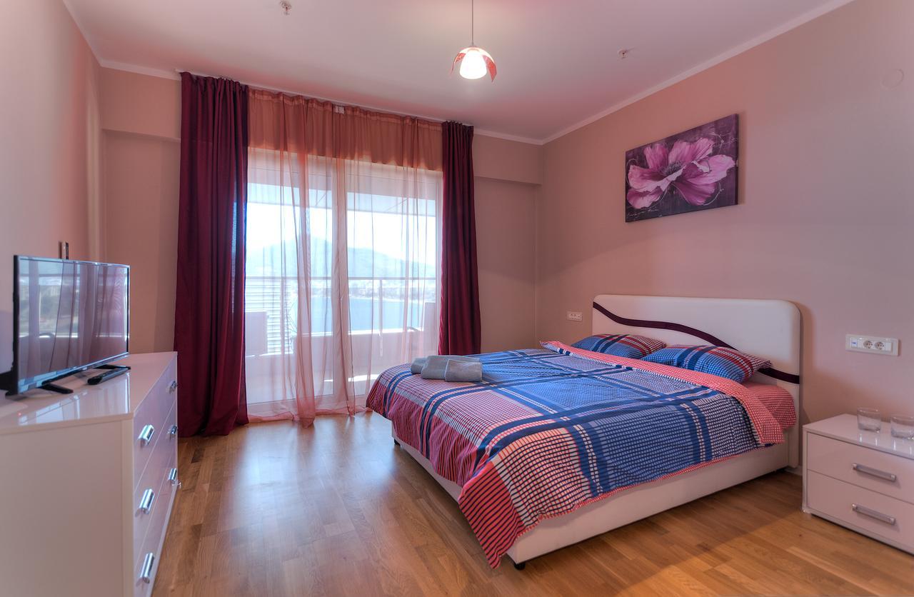 Harmonia Colours Daire
