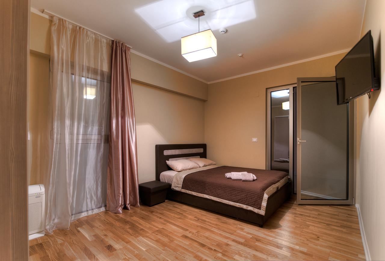 Harmonia Colours Daire